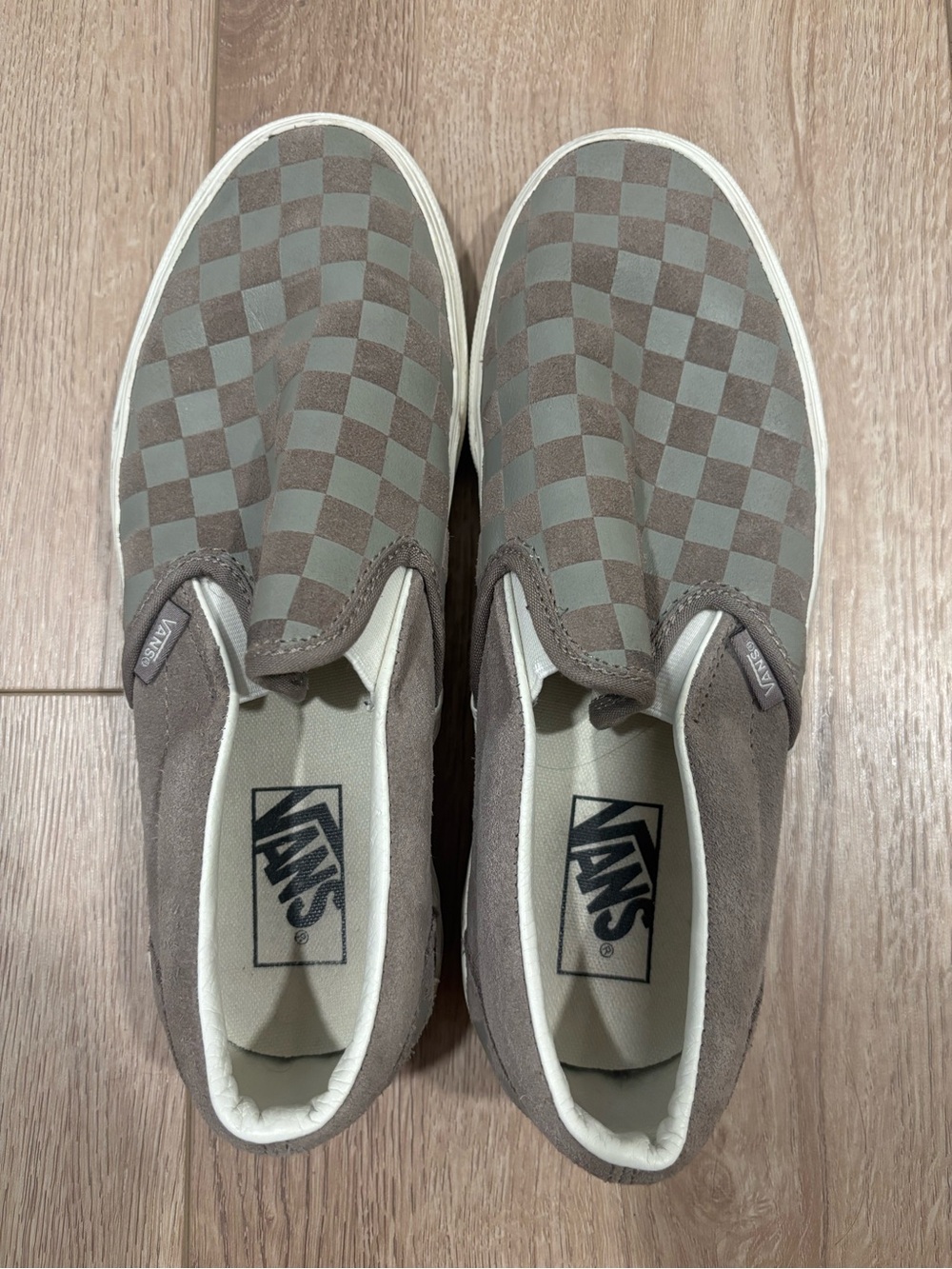 Vans Gray women’s Classic Slip-On Checkerboard Sneakers — gray